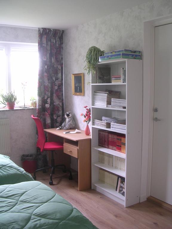 Bo Hos Nancy I Oelme Apartment Kristinehamn Luaran gambar